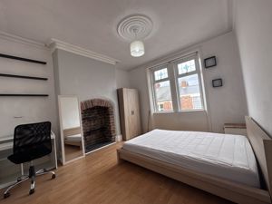 Photo 17- click for photo gallery